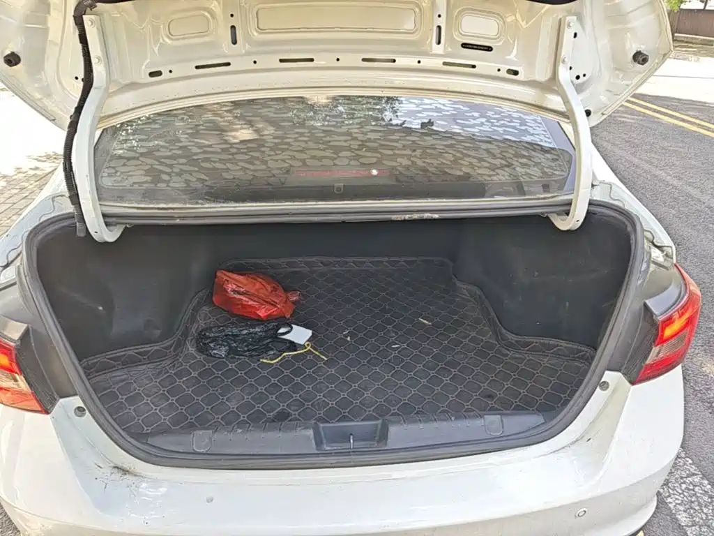 Chery Arrizo 5 — миниатюра 19