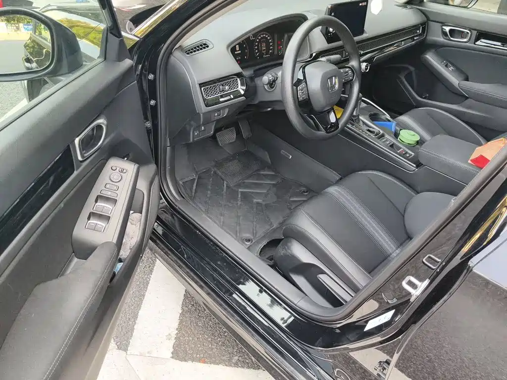 Honda Civic — миниатюра 17