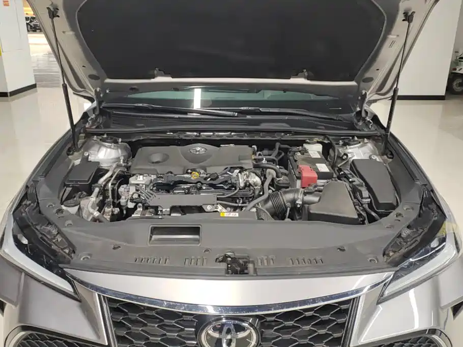 Toyota Avalon — миниатюра 10