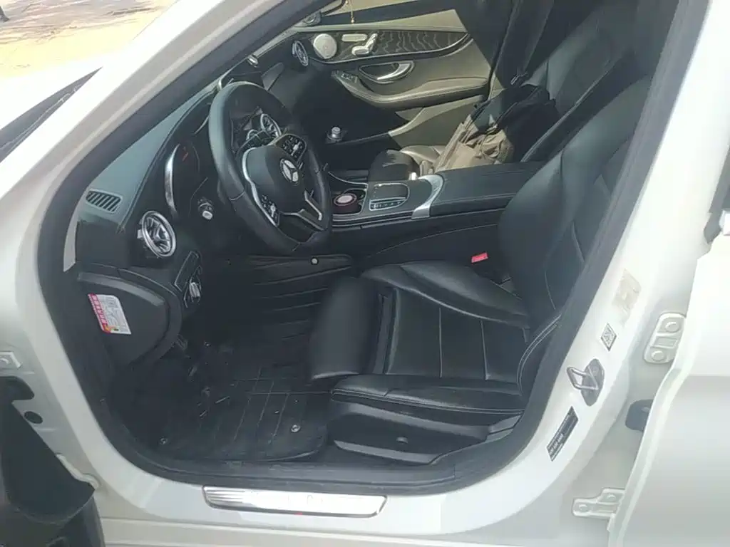 Mercedes-Benz C-Class — миниатюра 15