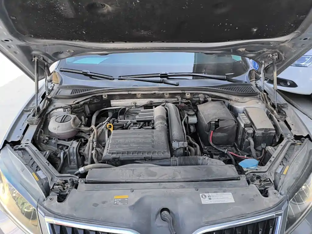 Skoda Superb — миниатюра 20