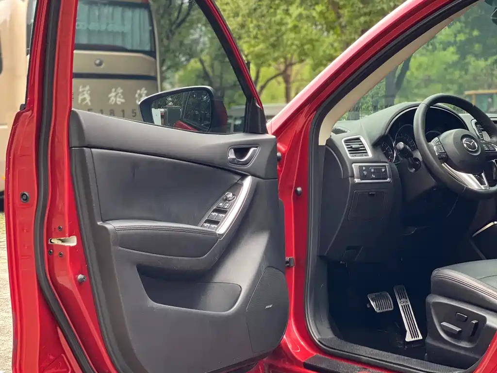 Mazda CX-5 2015 2.5L AT Luxury