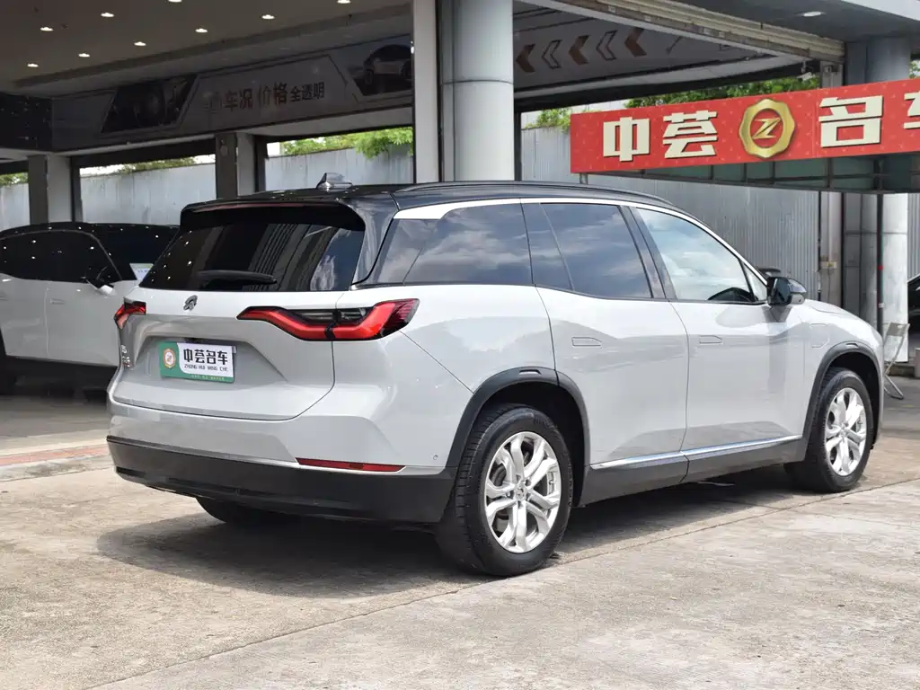 NIO ES8 — миниатюра 14