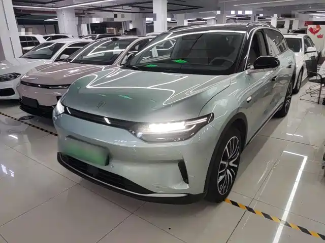 Leapmotor C11