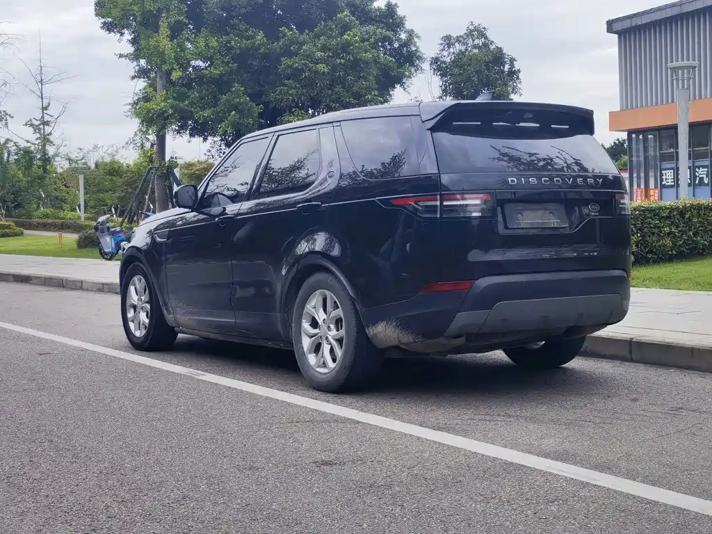 Land Rover Discovery — миниатюра 6