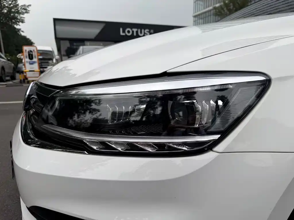 Volkswagen Lamando — миниатюра 9