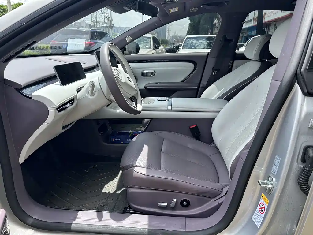 Changan A06 2026 240 Ultra+