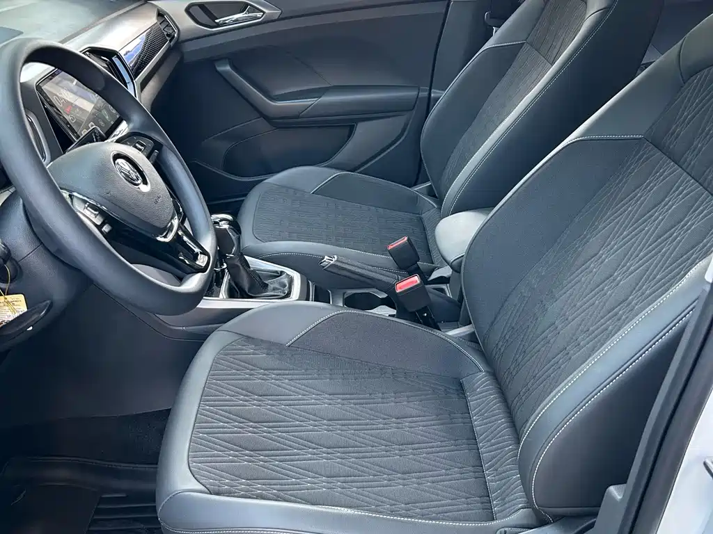 Volkswagen T-Cross — миниатюра 4