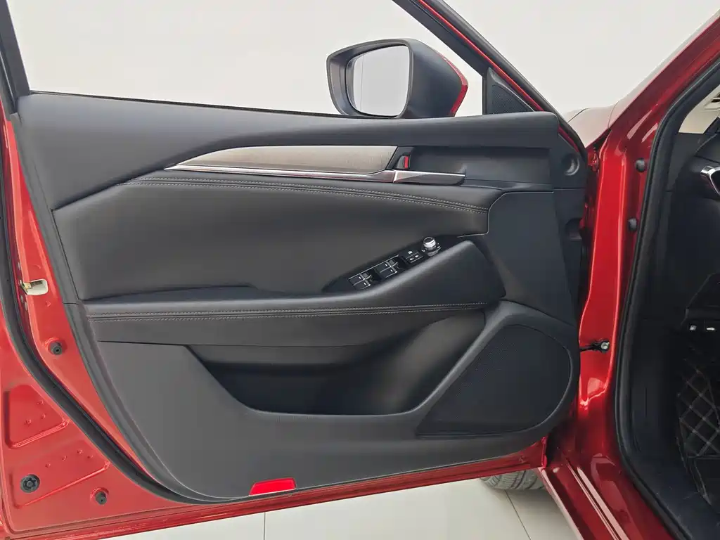 Mazda Atenza — миниатюра 29