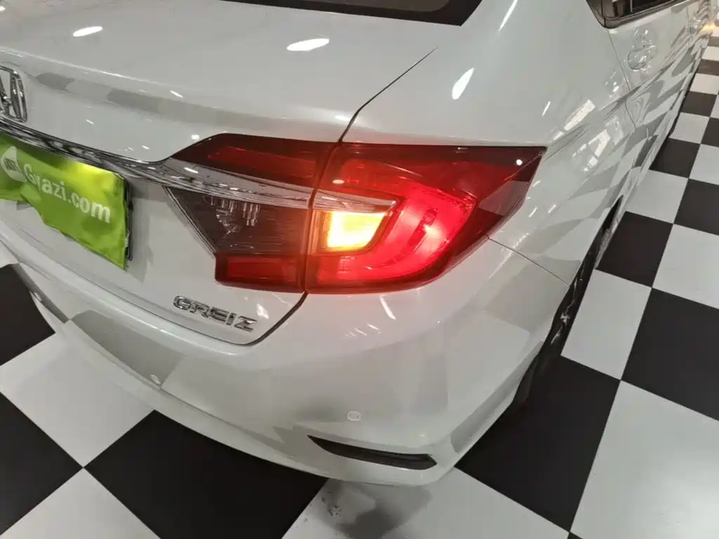 Honda Greiz — миниатюра 8