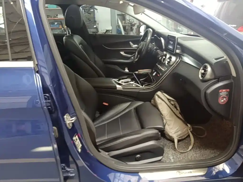 Mercedes-Benz C-Class (Import) — миниатюра 25