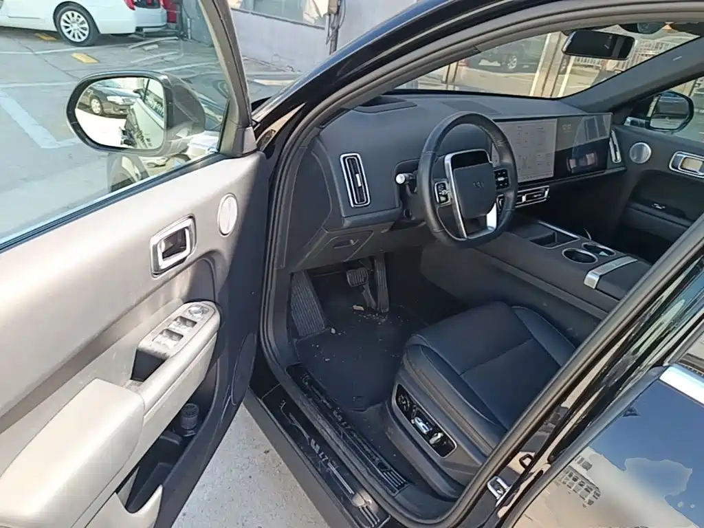 Li Auto Li L7 — миниатюра 16