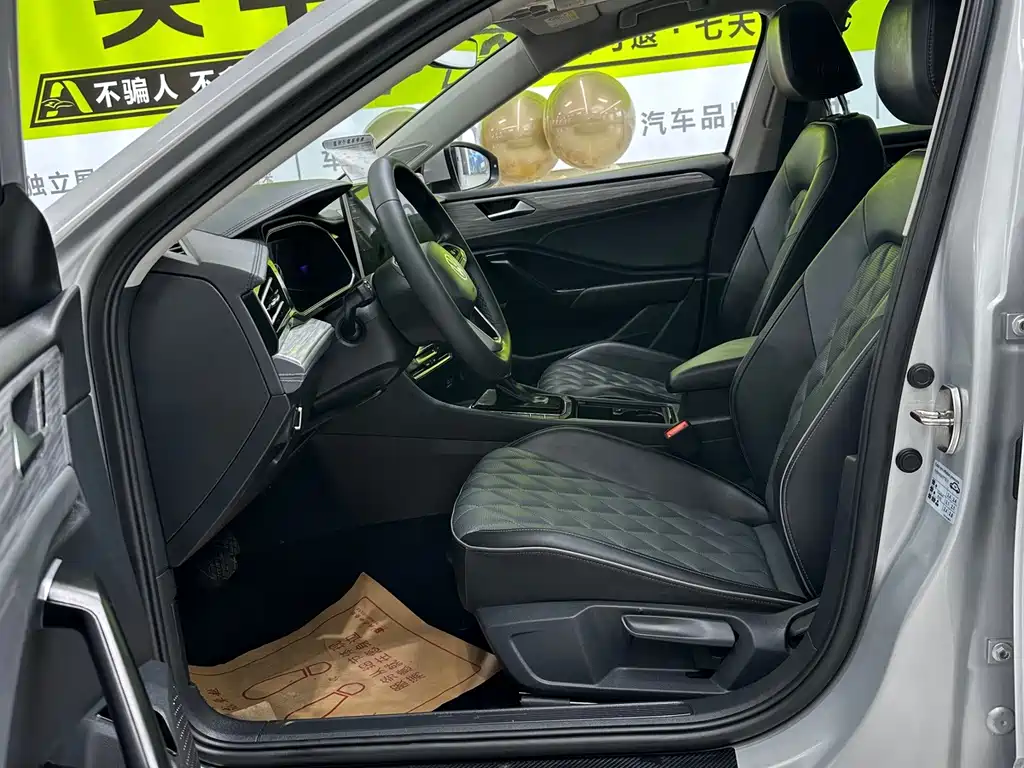 Volkswagen Sagitar — миниатюра 10