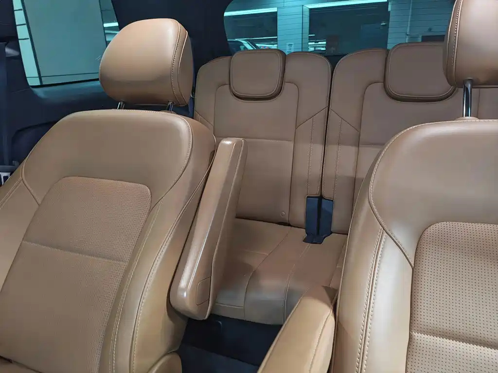 Li Auto Li ONE — миниатюра 11