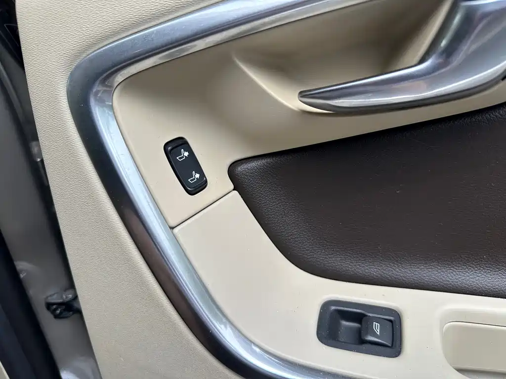 Volvo S60 — миниатюра 14