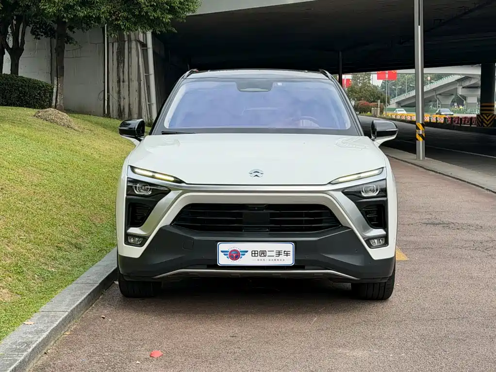 NIO ES8 — миниатюра 2