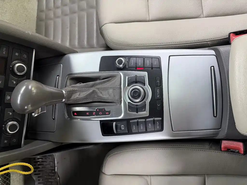Audi A6L — миниатюра 33
