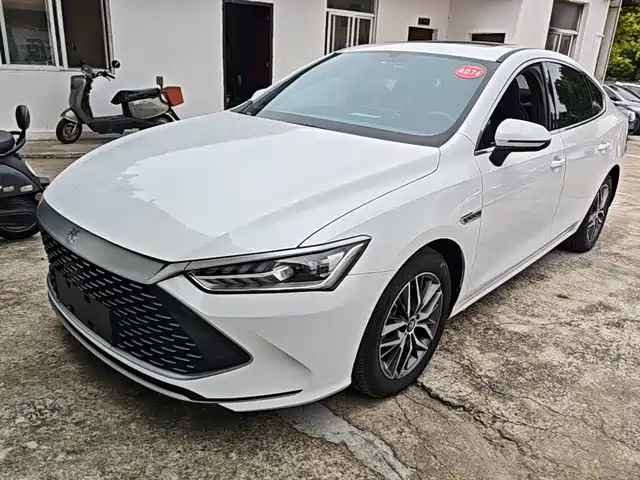 2021 BYD Qin