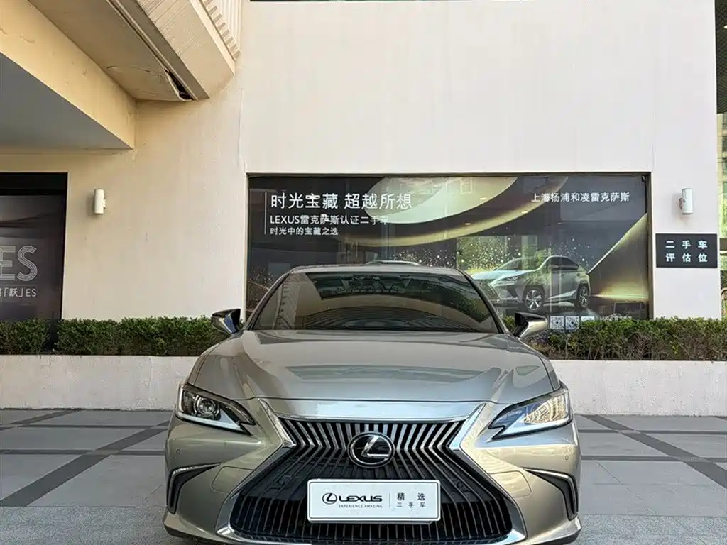 Lexus ES — миниатюра 3