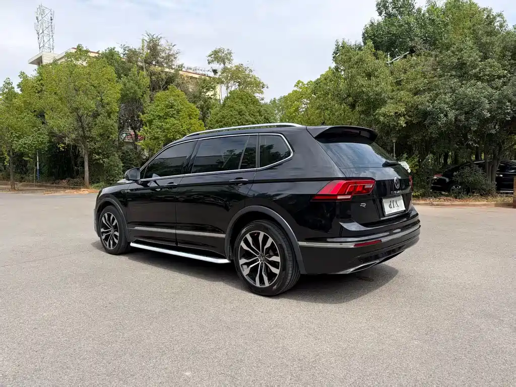 Volkswagen Tiguan L — миниатюра 9