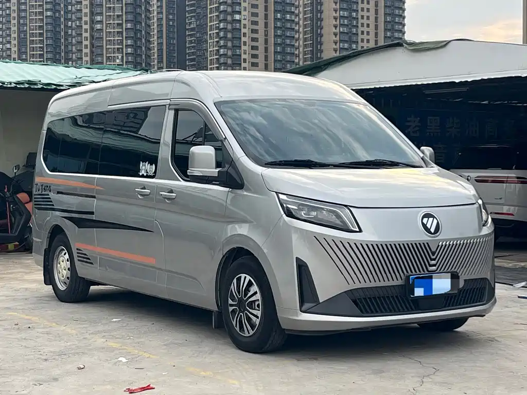 Foton Туяно Гранд V — миниатюра 3