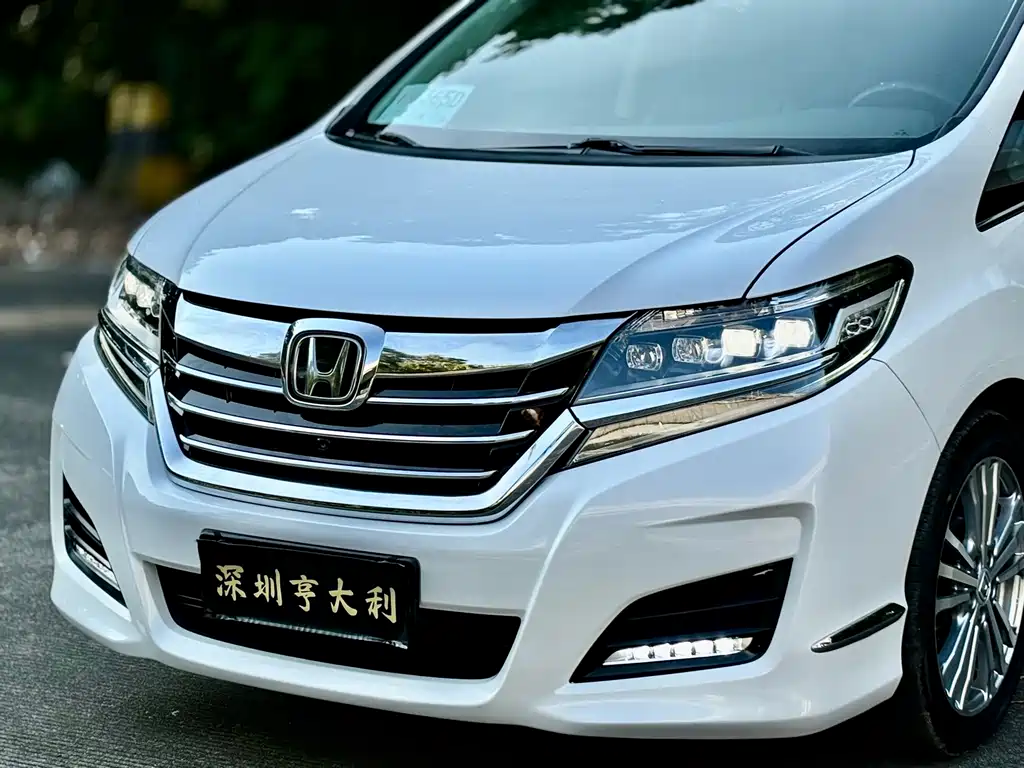 Honda Elysion — миниатюра 4