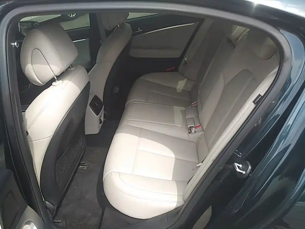 Genesis G70 — миниатюра 17