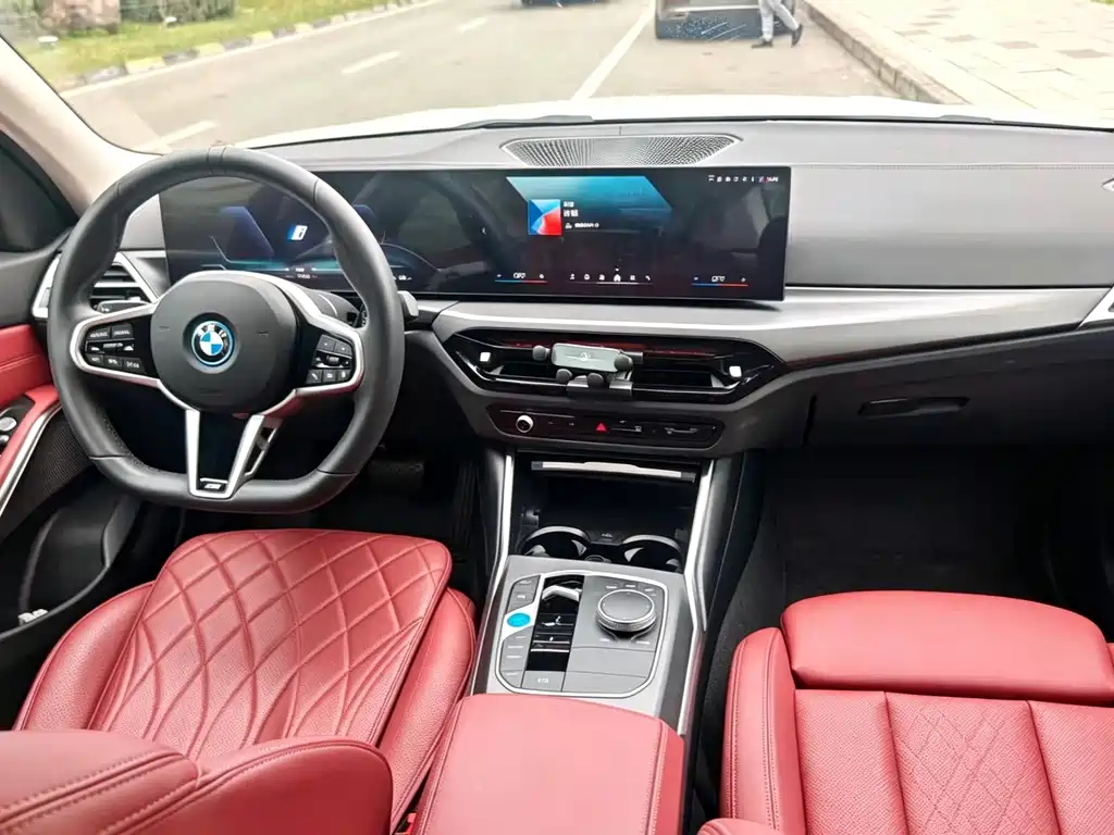 BMW i3 — миниатюра 6