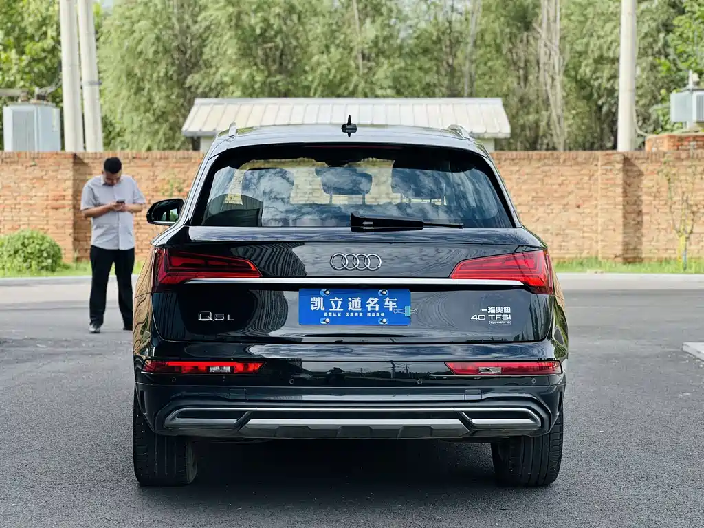 Audi Q5L — миниатюра 5