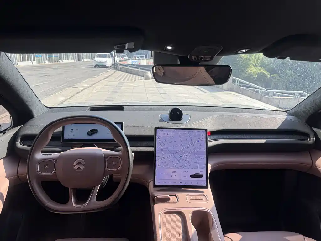 NIO EC6 — миниатюра 11