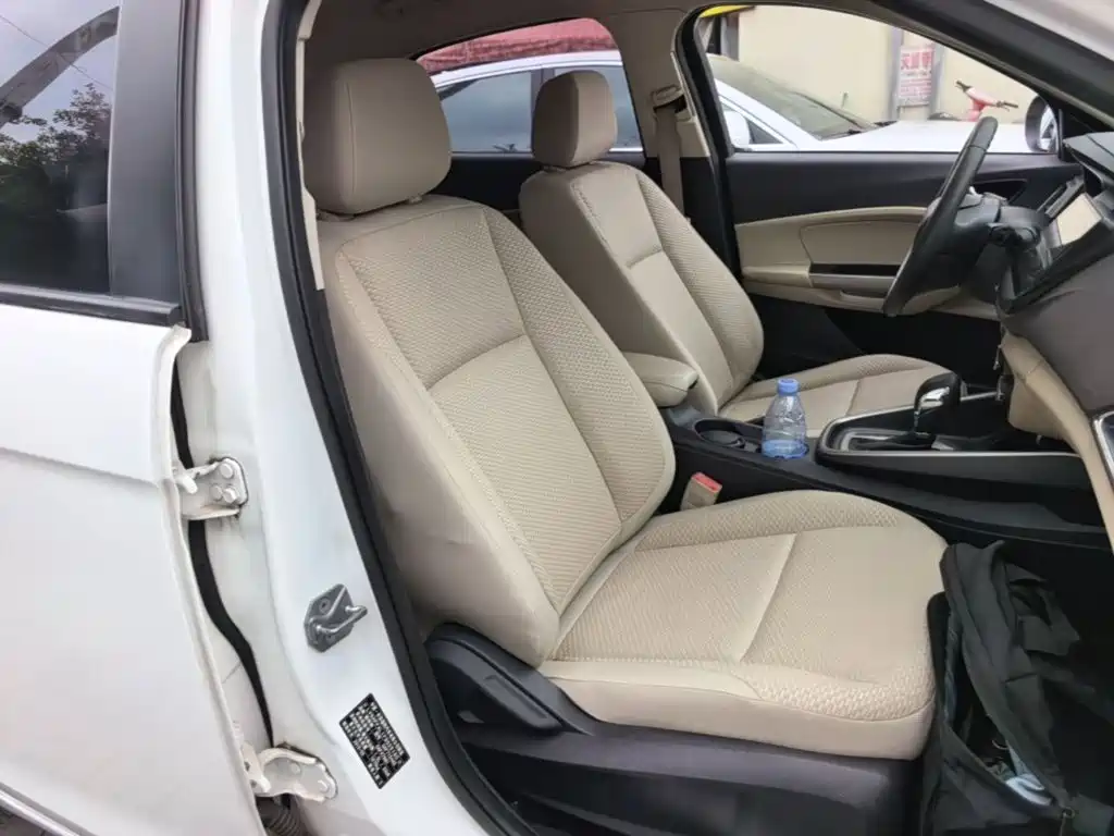 Ford Escort — миниатюра 25