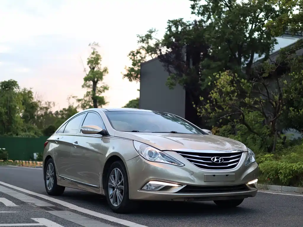 Hyundai Sonata — миниатюра 2