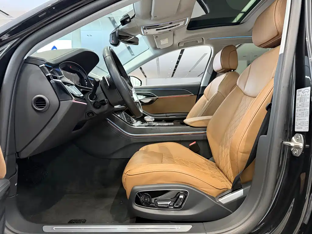 Audi A8 — миниатюра 6