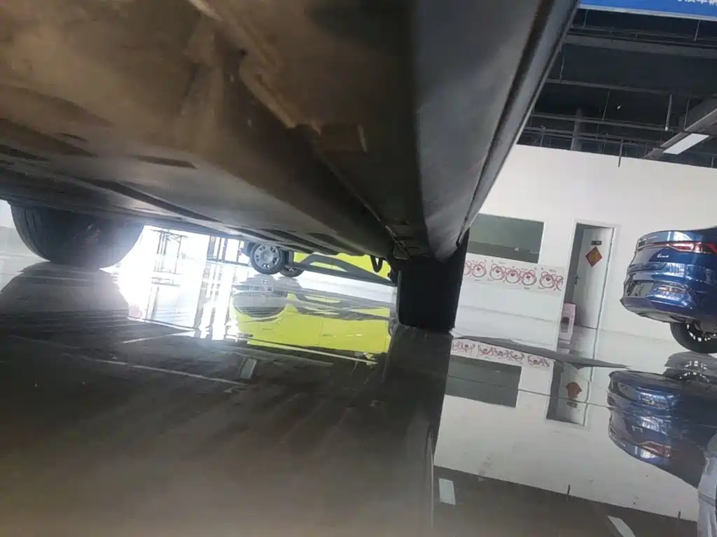 BYD Tang New Energy — миниатюра 22