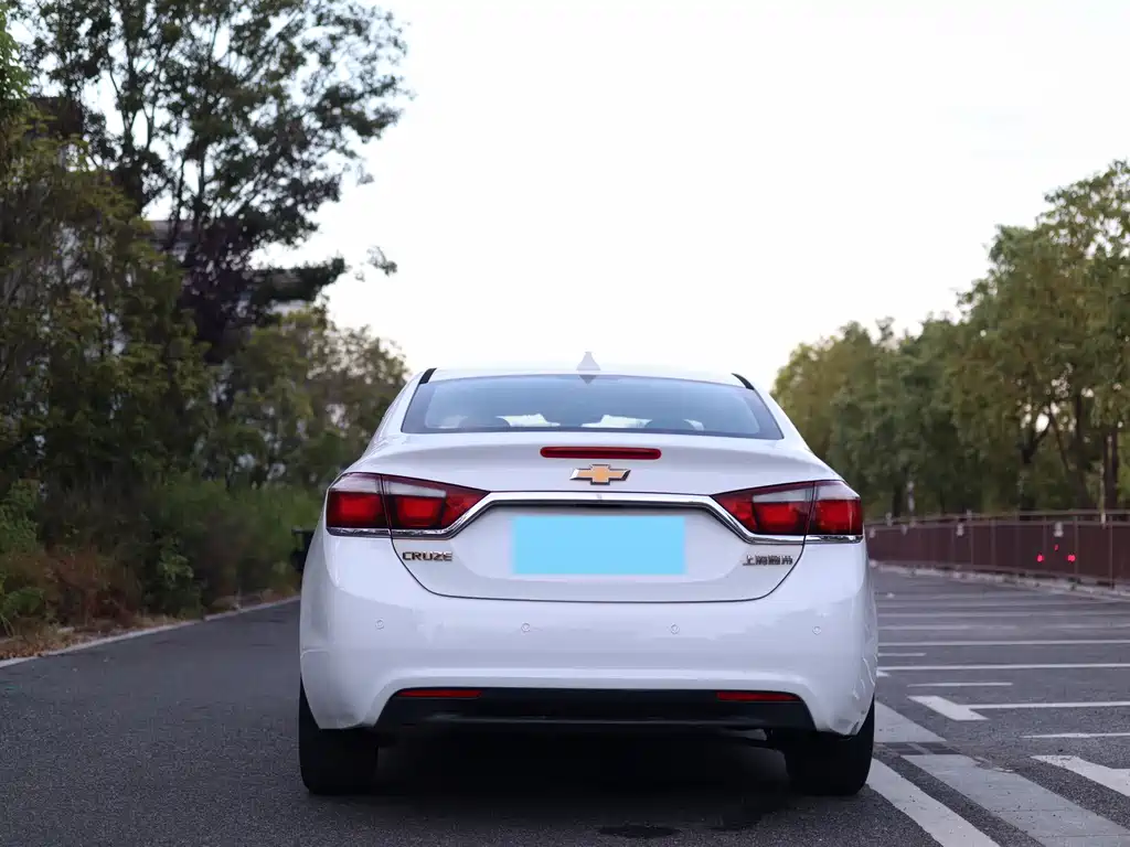 Chevrolet Cruze — миниатюра 6
