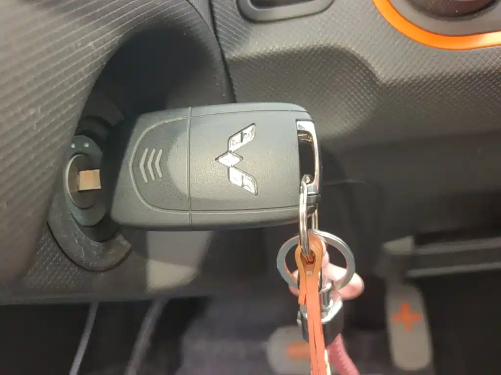 Wuling MINIEV — миниатюра 9