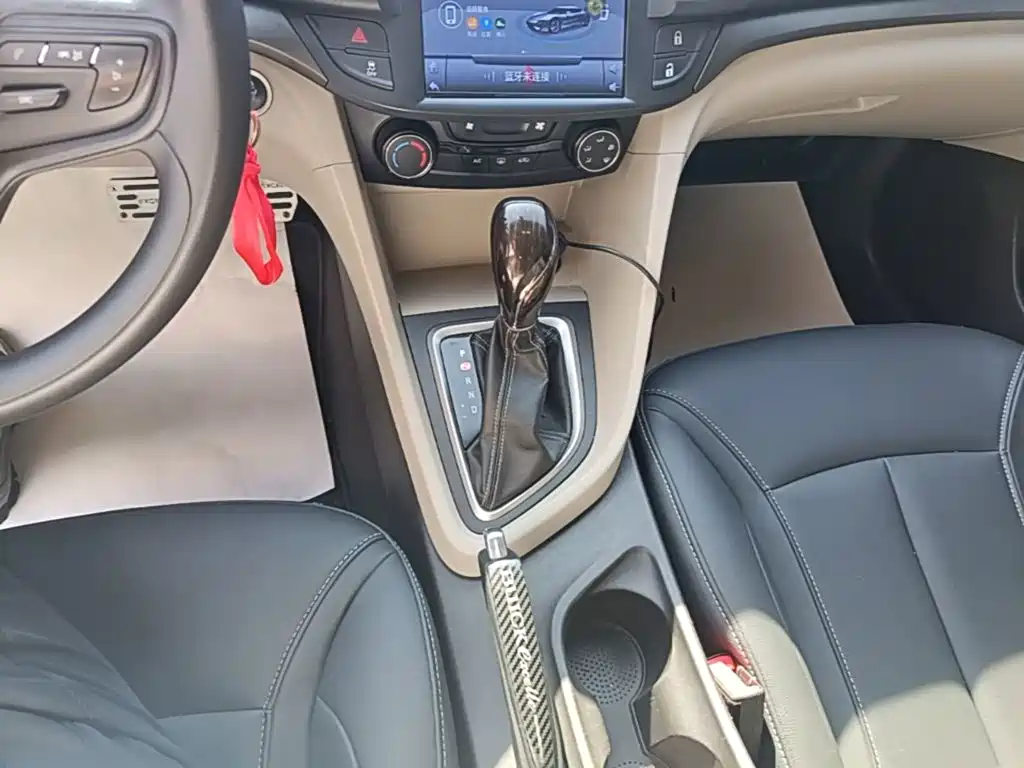 Buick Excelle — миниатюра 14