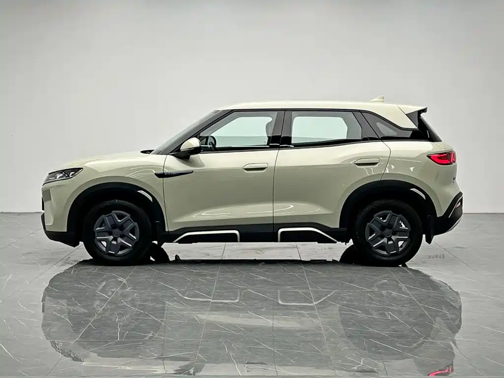 BYD Yuan UP — миниатюра 3