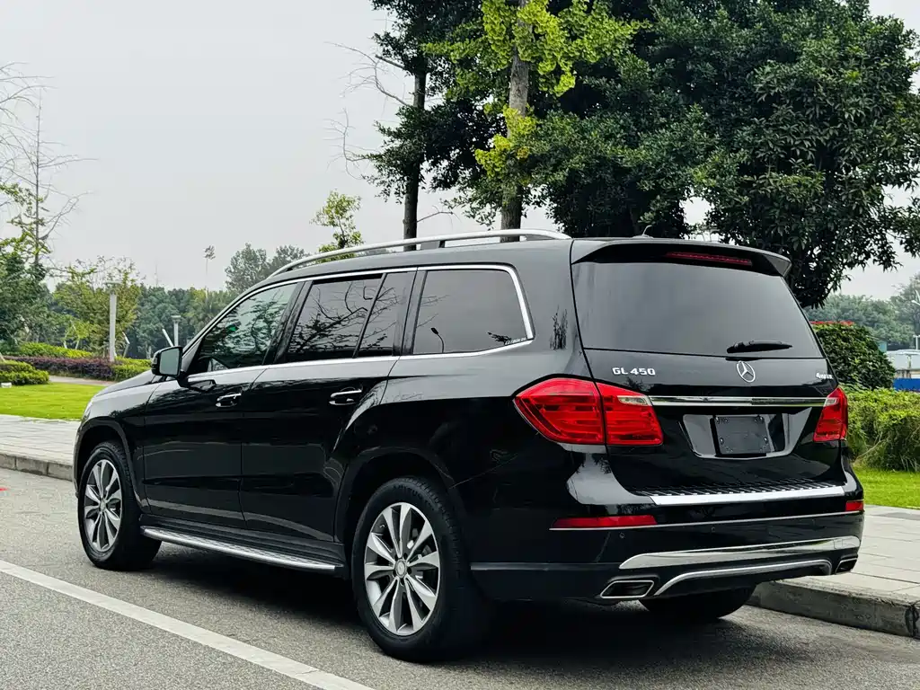 Mercedes-Benz GL-Class — миниатюра 7