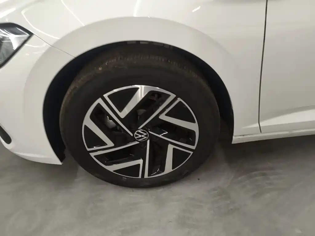 Volkswagen Sagitar — миниатюра 23