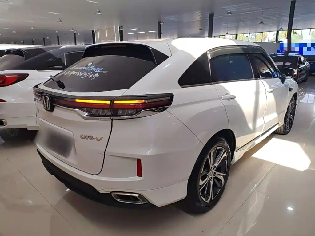 Honda UR-V — миниатюра 7