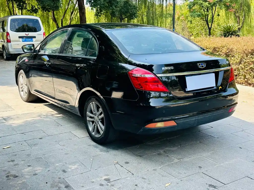 Geely Emgrand — миниатюра 7