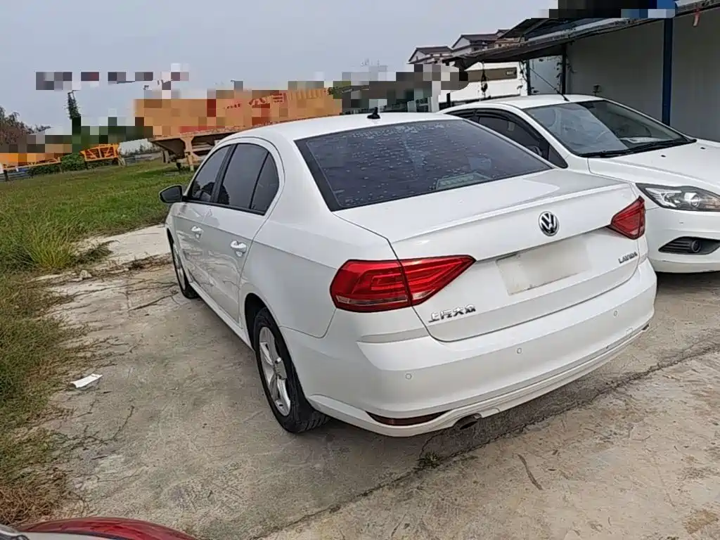 Volkswagen Lavida — миниатюра 5