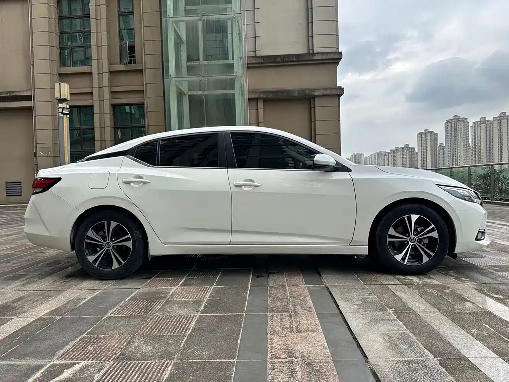 Nissan Sylphy — миниатюра 7