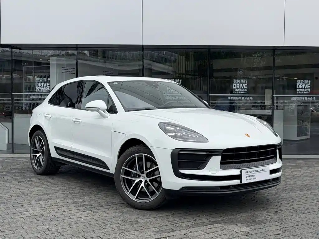 Porsche Macan — миниатюра 2