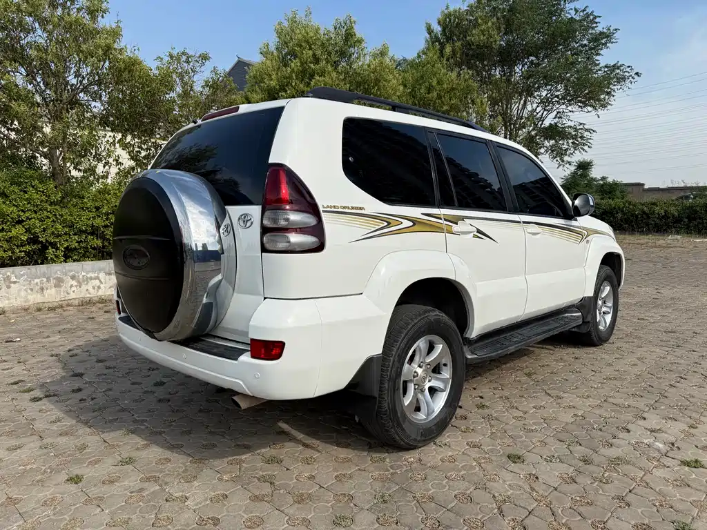 Toyota Land Cruiser Prado 2009 2.7L AT