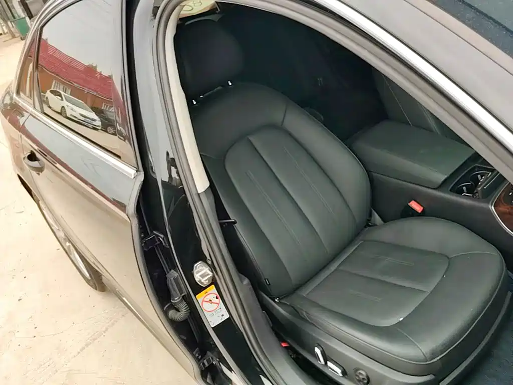 Audi A6L — миниатюра 25