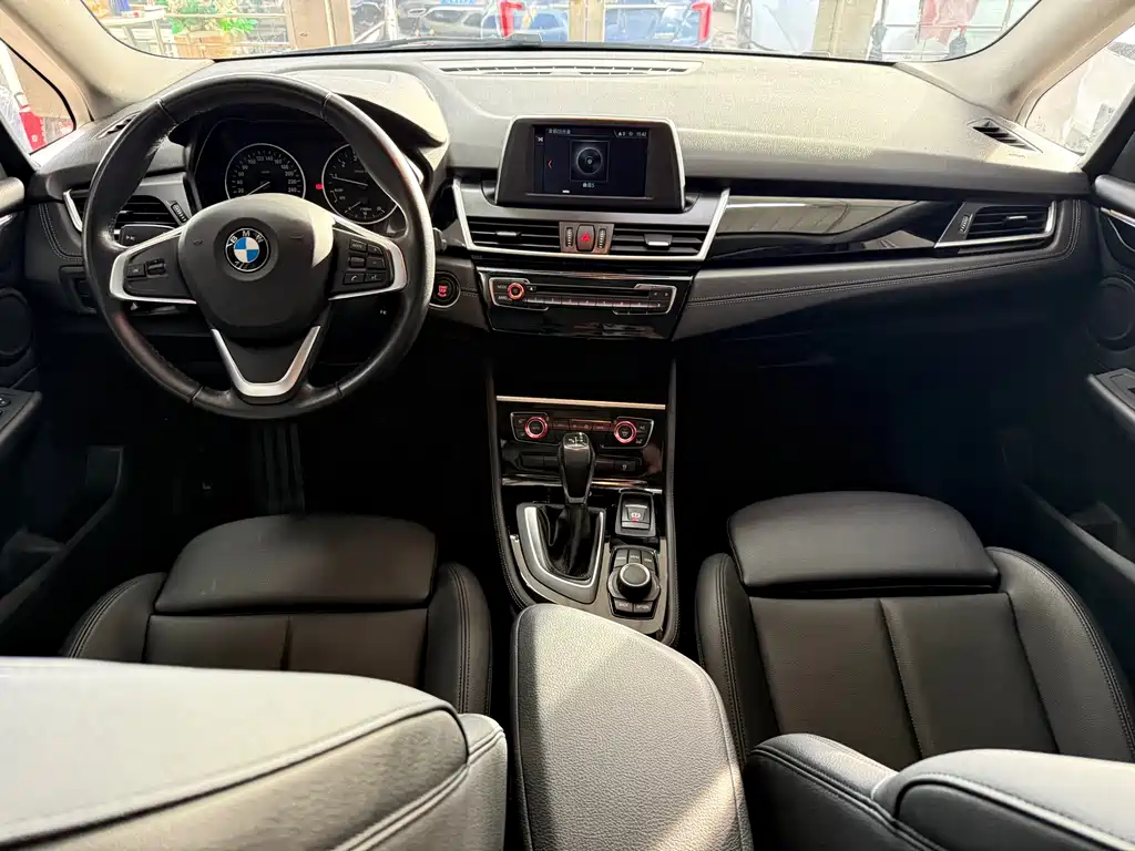 BMW 2 SERIES STATION WAGON