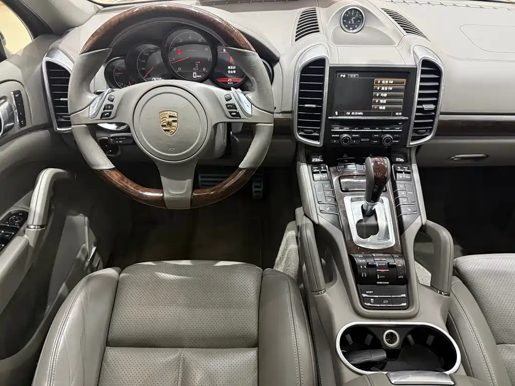 Porsche Cayenne 2011 Cayenne 3.0T