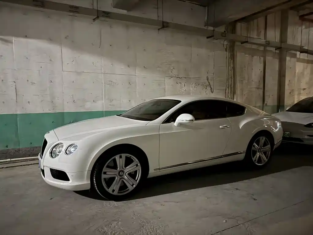 Bentley Continental 2016
